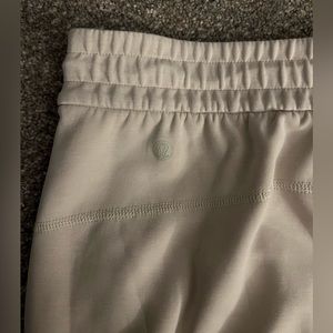 Women’s Lululemon Softstreme opal pants